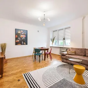 metro-plac-wilsona-etno-apartament.warsawhotelspoland.com/